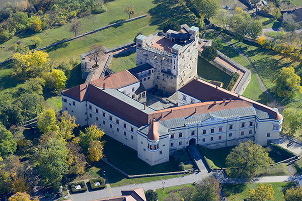 Sárospataki Ráckóczi vár 1km